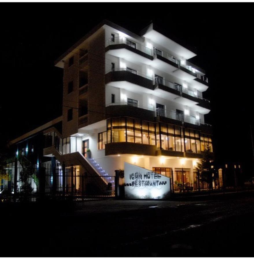 Icon Hotel Влёра Экстерьер фото