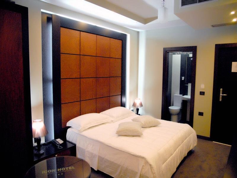 Icon Hotel Влёра Экстерьер фото
